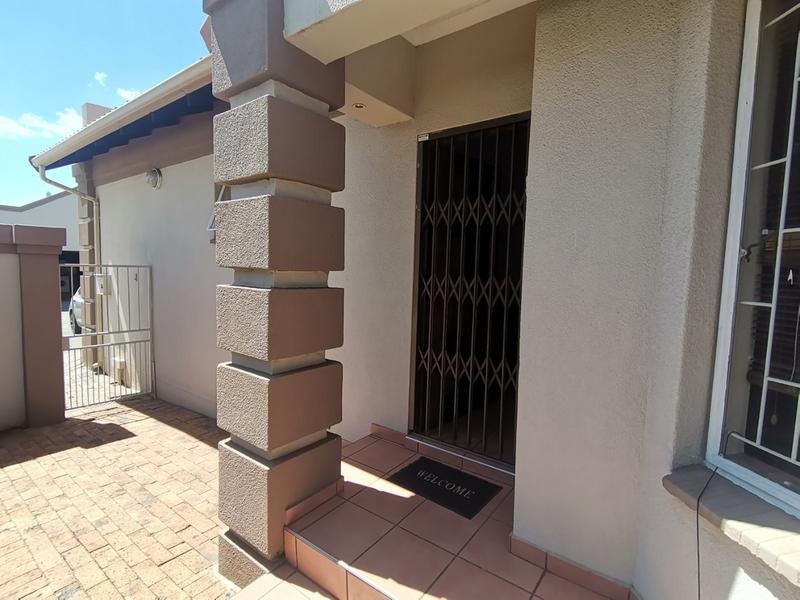 2 Bedroom Property for Sale in Vaalpark Free State